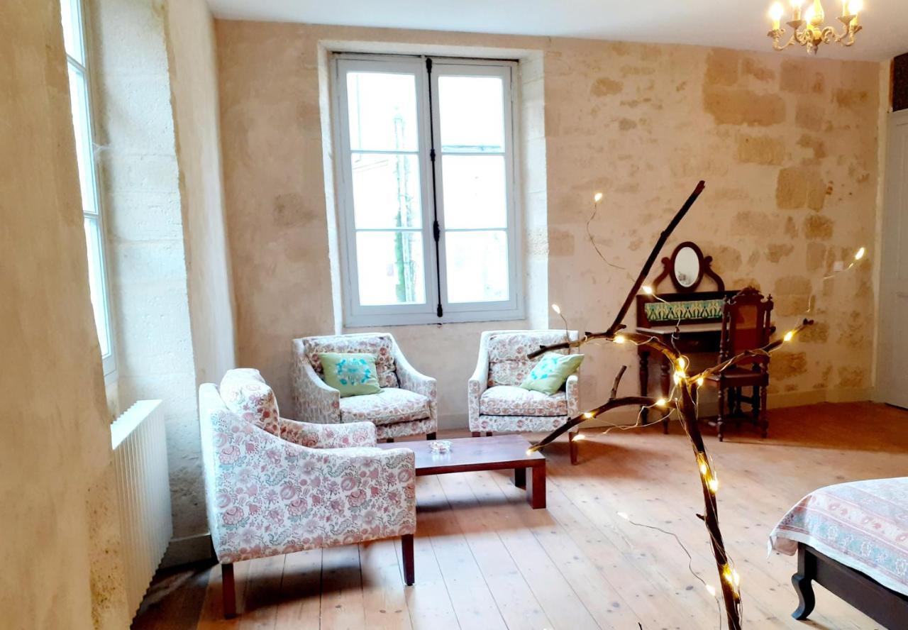 Logis Des Lugats, Gite De Charme La Réole Exteriér fotografie
