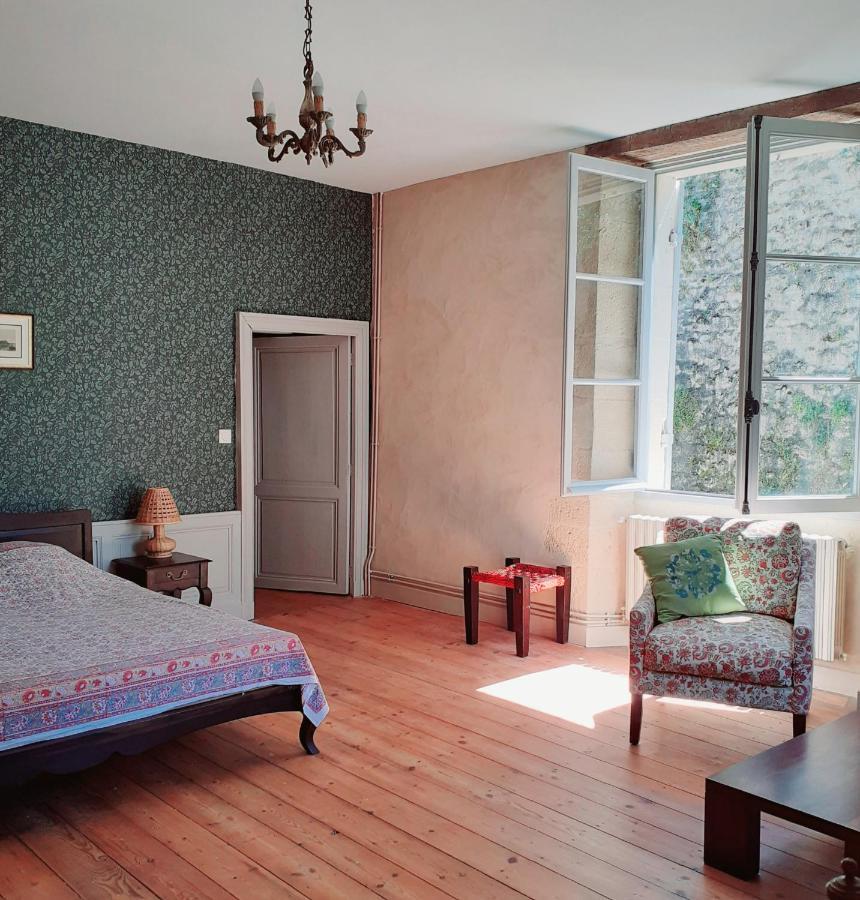 Logis Des Lugats, Gite De Charme La Réole Exteriér fotografie